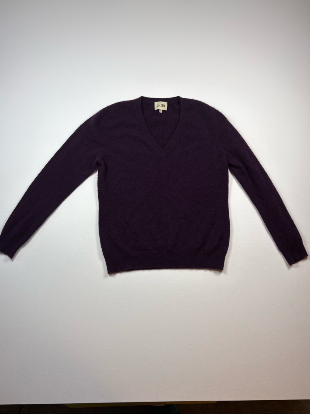 Gobi Women’s V-Neck Sweater in Plum